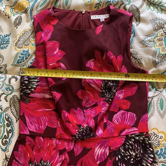 Trina Turk Fuchsia / Pink  Floral Skirt Set - Picture 11 of 14